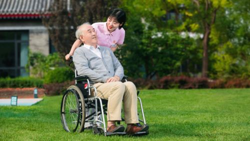 专业与温度并存 椿萱茂·颐天护理院开创健康养老新生活